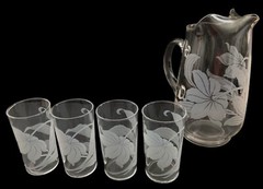 VIN 1950’s Etched Floral Pitcher and 4 Floral Tumblers Libbey Etched Glass