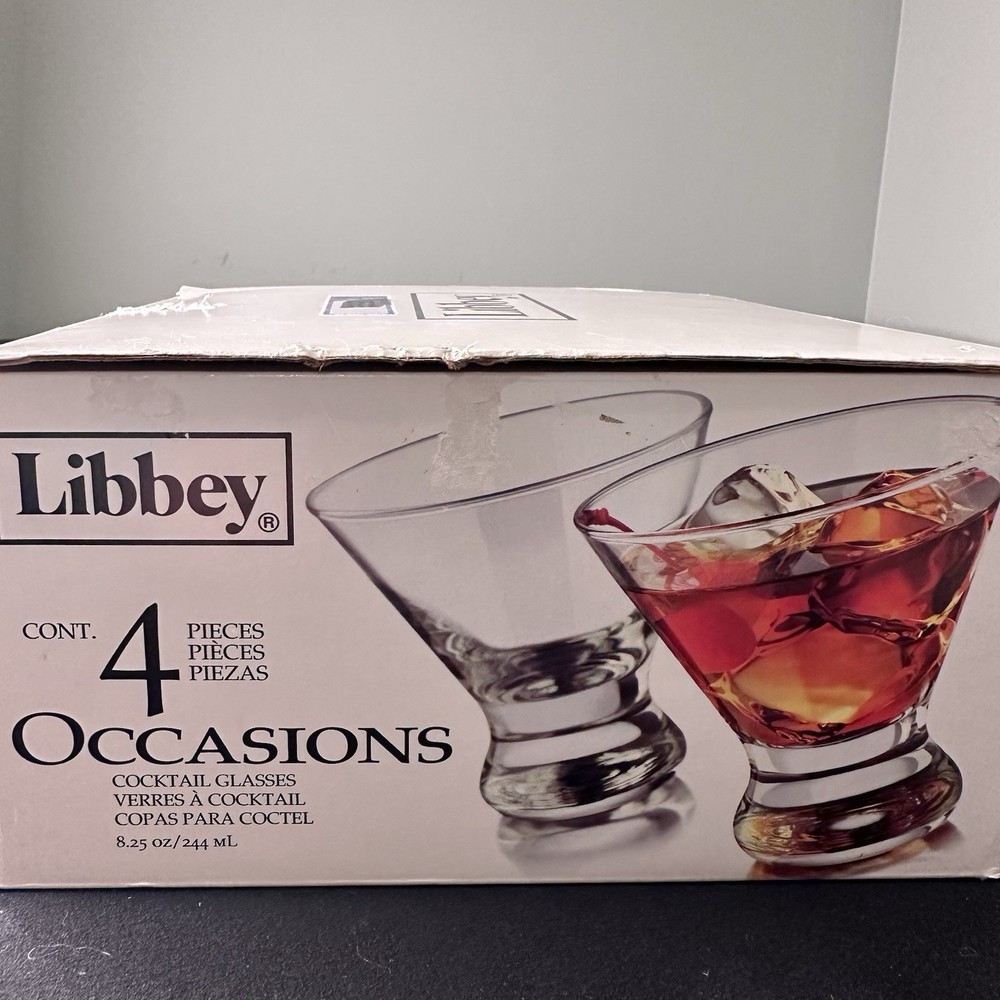 Libbey Glass Set of 4 Cocktail Glasses. 8.25 Oz