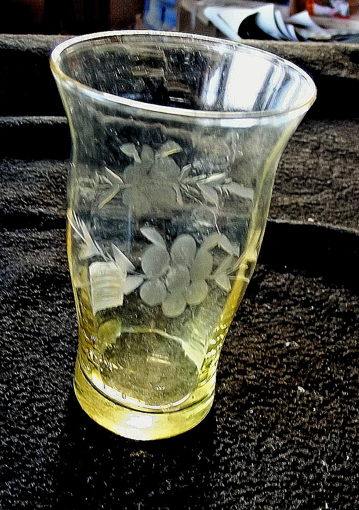 Standard glass company yellow depression glass floral 3 7/8″ tumbler