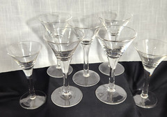 VINTAGE V SHAPED CORDIAL GLASSES – MAKER UNKNOWN – (7)