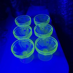 Vintage Green Uranium Vaseline Set Of 6 Champagne/Sherbet Dessert Coupe Set Glow