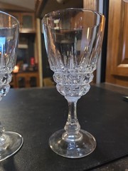 2 Vintage Cristal d’ Arques «Pompadour» Wine Glasses, French Bistro Stemware 6”