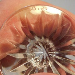 KOSTA BODA CRYSTAL «ROSA» PATTERN CORDIAL GLASS (S) 4 1/2″