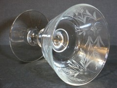 VTG CRYSTAL HAND CUT CHAMPAGNE/SHERBET GLASS/S LEAF/FLORAL DESIGN 4” RARE, MINT!