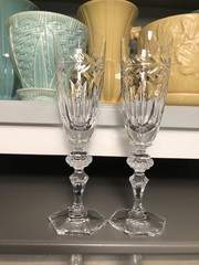 CRYSTAL CHAMPAGNE 2 FLUTES CUT GLASS WITH LEAF BAND UNKNOWN PATTERN HEXAGON BASE