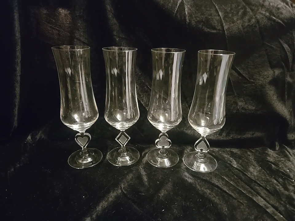 Spiegelau Crystal SPI34 Playing Card Suit 9″ Beer Glassses