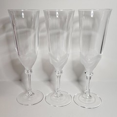 Set of 3 Cristal D’Arques Florence Champagne Flutes J.G. Durand Frosted Petal