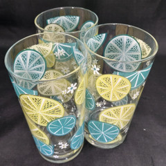 3 Vintage Mid Century Mod Yellow Blue White Flower 5.75″ Lemonade Glasses