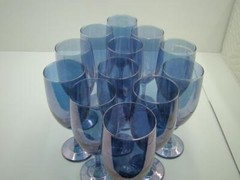 12 IRIDESCENT BLUE STEMMED WINE GLASSES 8 3/8 INCHES TALL 2 3/4 ACROSS TOP