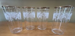 4 VTG Bartlett Collins Embossed Sugar Frosted Grapevine 24K Gold Trim Glasses