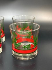 1989 Christmas Poinsettia Set of 4 Santa’s Attic Glass Cups w/ Orginal Gift Box