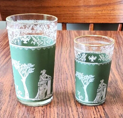 Vtg Jeanette Wedgwood Green Hellenic Pattern 4 oz Juice Glass And 8 oz Tea Glass
