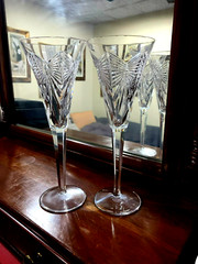 WATERFORD CRYSTAL Millennium HAPPINESS Champagne Toasting Flutes (2ea) 9-1/4″