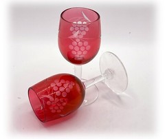 3 Vintage Cranberry Stain Etched Grape Cordial Glasses Holiday Barware