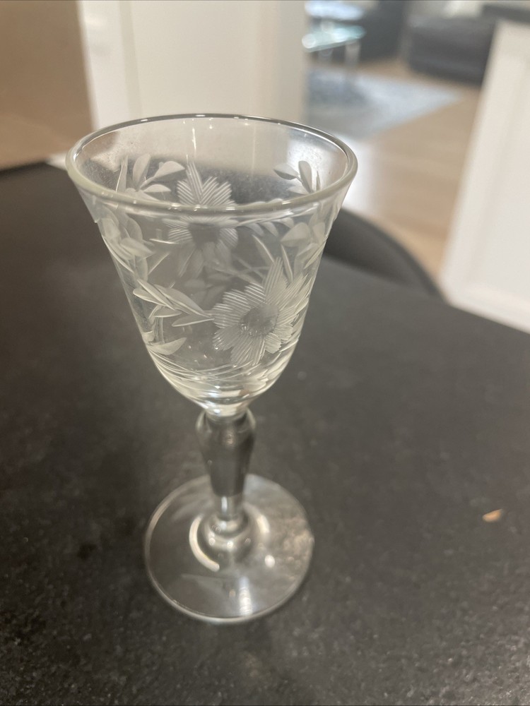 Etched Floral Crystal Elegant Glass 4″ Tall Cognac / Shot Glass