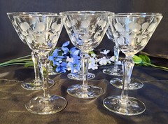 Set of 8 Cool 1955 MCM Cut Glass «Carlton Dots» 6 Wine, 2 Aperitif Glasses
