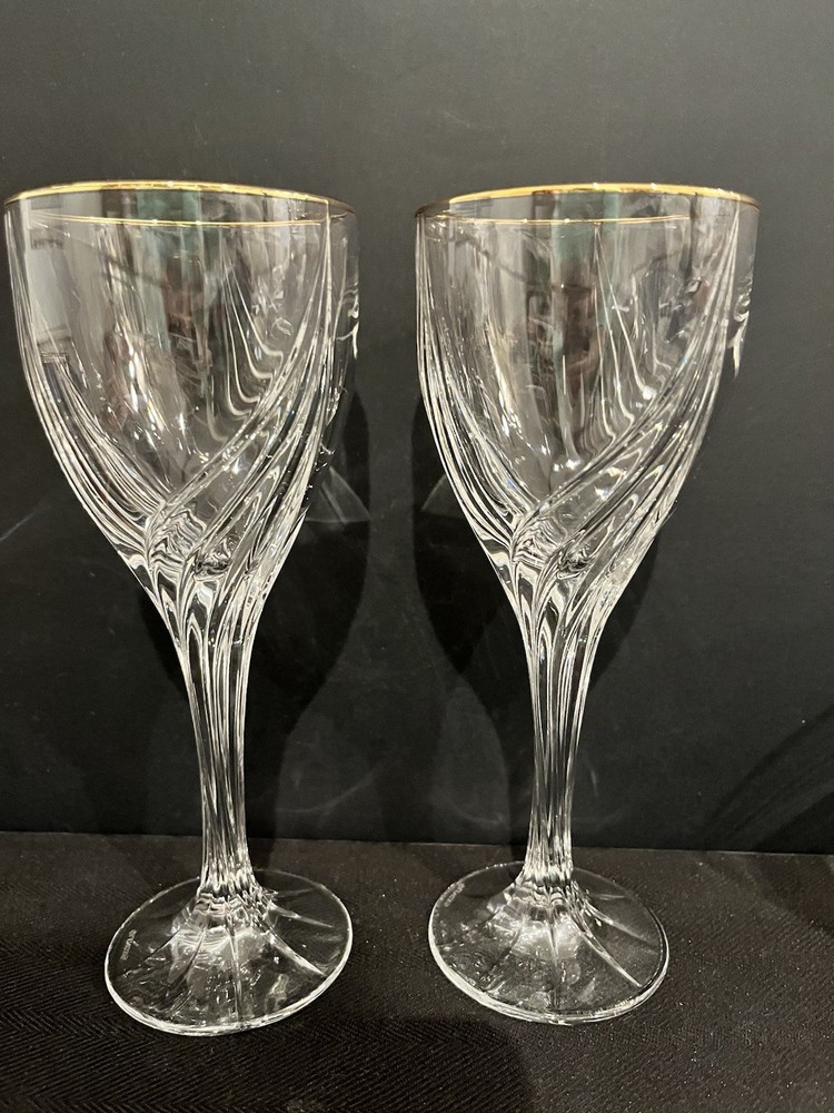 Lenox Debut- Gold Wine Glasses 7 3/8” Set of 2, Excellent