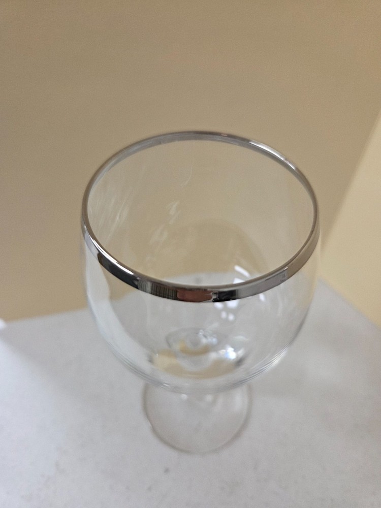 Lenox Weatherly Crystal Wine Glass with Platinum Rim Replacement 6″ Tall