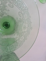 x4 Vtg Fostoria Vesper Green H2F Fruit / Oyster Glowing Glass 3 Chipped Free Shp