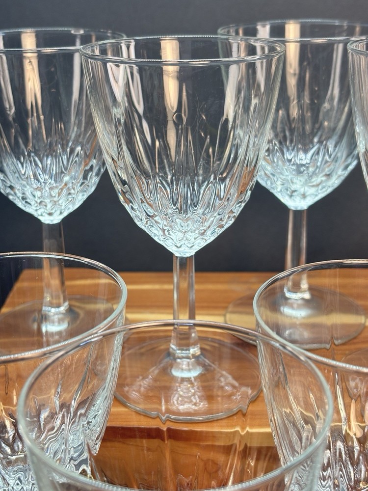 Set of 8 Diamant Cristal D’Arques Durand Crystal Wine Glass Stemware 6 3/4″ 8 oz