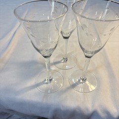 Set 3 VTG Avalon Clear Laurel Etched Crystal Wine Stem Hand Blown Glasses 7.3/8″