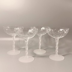 Crystal Clear Poland Valerie Frosted Optic Swirl Cocktail Coupe Glasses 4/ 5.25”