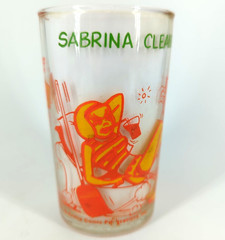 Vintage Welch’s Juice Glass Archie Comics “Sabrina Cleans her Room» 1971