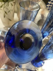 4 Set Vintage Art Glass handblown Cobalt Blue Pilsner Beer Champagne Glasses