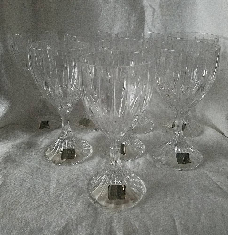 Mikasa 8 Park Lane Wine Glasses Goblets Crystal 6 3/8” Germany Barware NWT