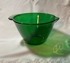 Vintage Anchor Hocking Green Glass Tab Handled 7 Cup Batter Bowl