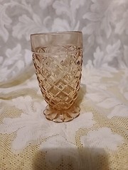 Jeannette Glass HOLIDAY Buttons and Bows Pink Footed Juice Tumbler