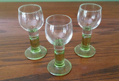 Set of 3 Liquor Cordial Shot Glasses Green Stem maybe Bormioli Rocco Limoncino ?