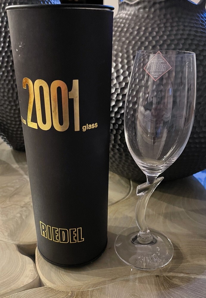 RIEDEL SOMMELIERS 2001 Handmade Crystal Champagne Flutes-Signed Millennium