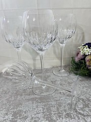 4 Miller Rogaska Crystal Wine Goblets Glasses Milan 9” 14 Oz 1 Has Tiny Nic