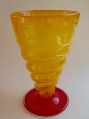 3 Rossi Thomas Art Glass Spiral Footed Goblets 16 oz Yellow Red Signed 6.75″