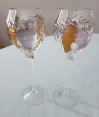 2 Romania 6 3/4″ Wine Glasses 3 1/2 oz Grapes Painted Etched Aperitif NEW LABELS