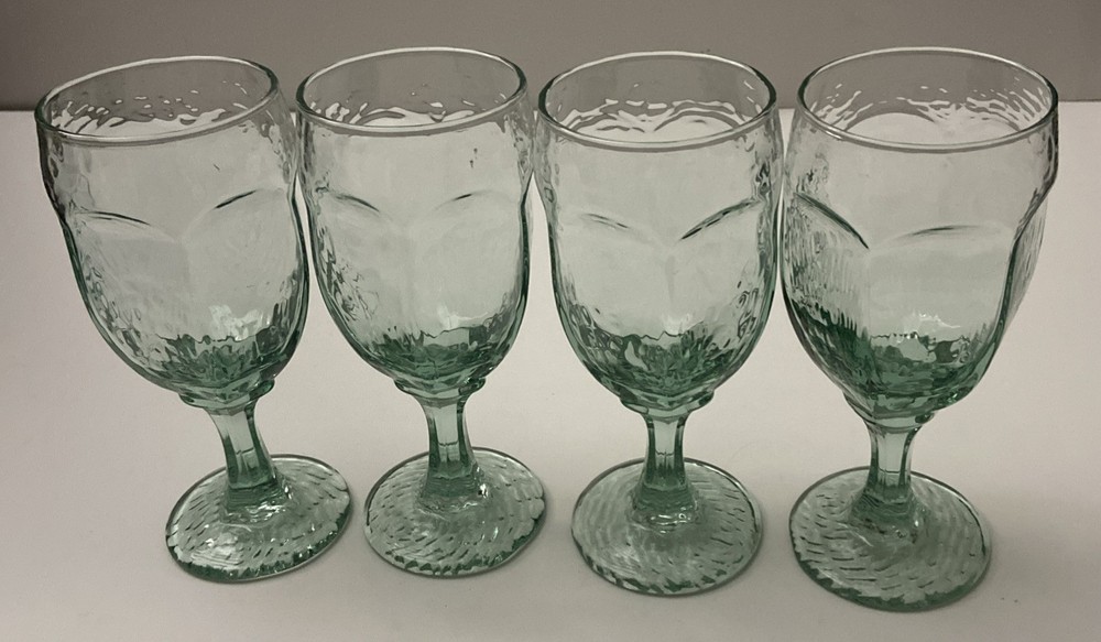 Set of 4 Libbey Green Water Tea Juice Glass Goblets Orchard Fruit 6 1/4” 8 OZ