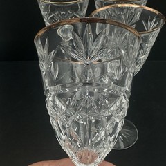 Set of 4 Cristal d’Arques Lead Crystal Wine Glasses Gold Rimmed 8-1/8″ Tall