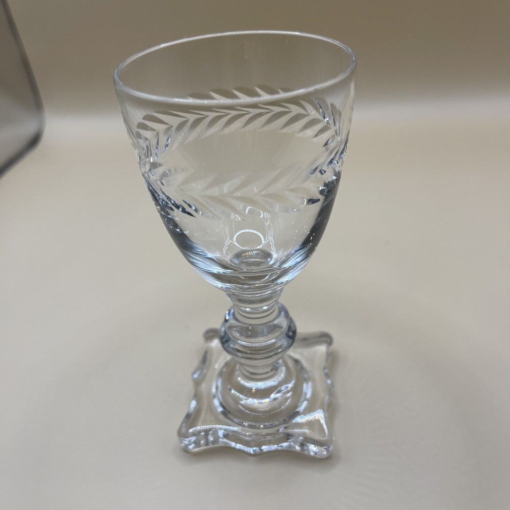 Seneca Square Laurel Liquor/Cock Square Base 4 1/2 inch Tall x 2 inch across Rim