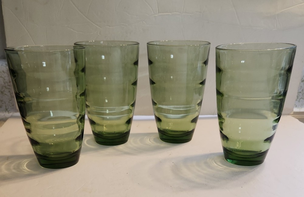 VTG Libbey Set Of 4 Green Wave Ripple Optic 5.5 X 3.5 Inch Glass/Tumbler