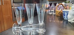 Elegant Set Of 4 Trumpet Style Champagne Toasting Flutes 9 «