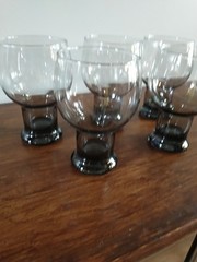 Vintage Drinking Glasses Set Of 5 Tinted 5 1/2 Inches Tall 3 Inched Round Top