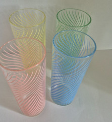 PRISTINE 4 Vintage 4-COLORED Optic Swirl Drinking Glass Tumblers, Libbey? Atlas?