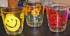 3 VINTAGE SMILEY FACE ~ CLOWN ~ FLOWER 1/2 PINT HAZEL ATLAS SOUR CREAM GLASSES