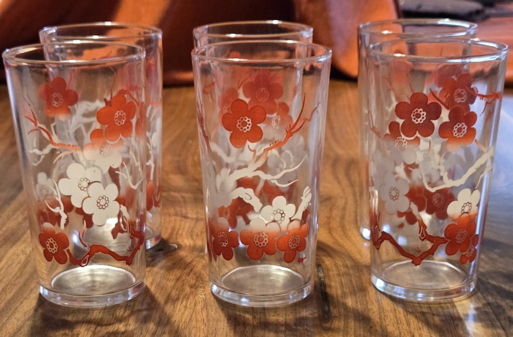 Vtg Set Of 6 8 Oz Juice Glasses Red And White Dogwood Pattern