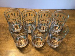 7 vtg retro mid century 3.5” juice glasses green black gold leaf motif