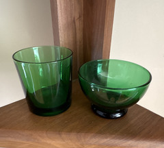 Unmarked Green Solid Glass Tumbler Cup & Round Bowl 2-Piece Set