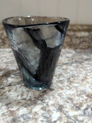 Kosta Boda Glass MINE UHV Ulrica Hydman Vallien Tumbler Black / Purple Swirl
