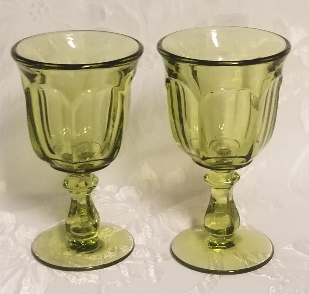 Set of 2 Vtg Imperial Glass Old Williamsburg Verde Green Wine or Juice Goblets