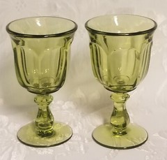 Set of 2 Vtg Imperial Glass Old Williamsburg Verde Green Wine or Juice Goblets